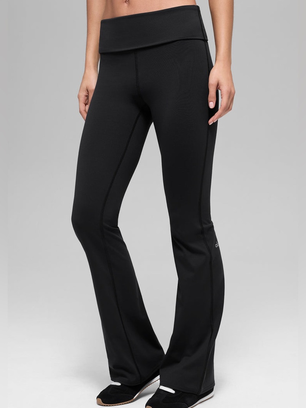 NWT Alo Yoga ALO Softsculpt Foldover Flare Legging size Small in Black